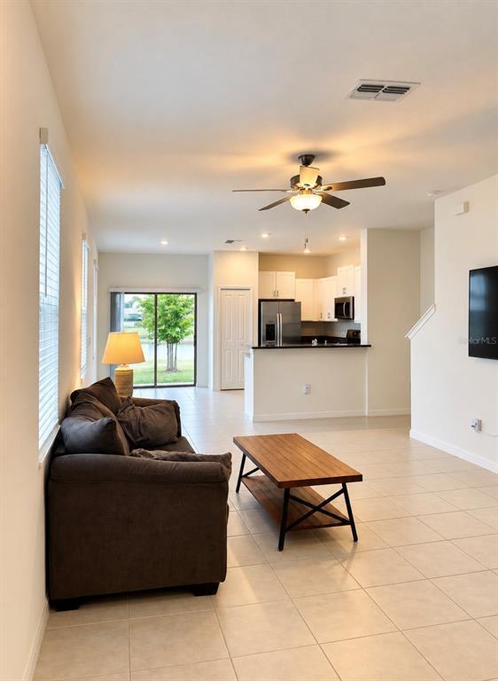 Foto del edificio - 8212 Crescent Oaks Dr