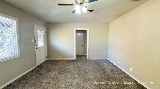 Building Photo - 3005 49th St