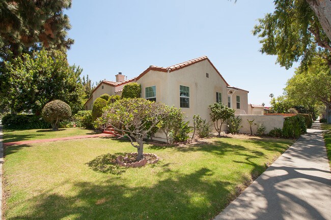 Foto del edificio - 12328 Idaho Ave
