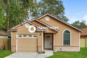 Building Photo - 9845 Paddlewheel Dr W