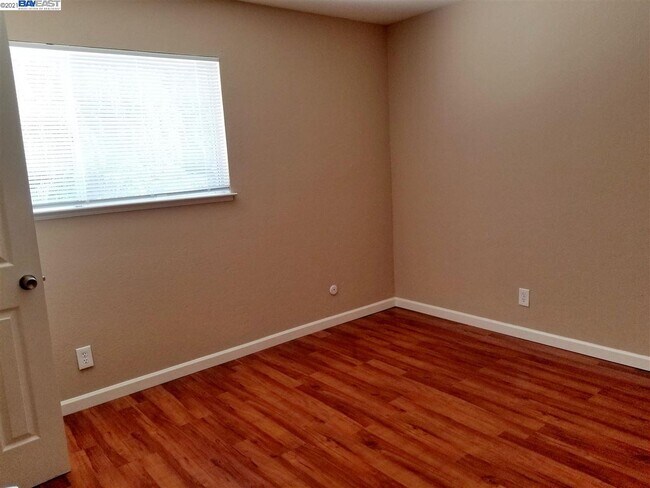Foto del edificio - 564 S Fair Oaks Ave