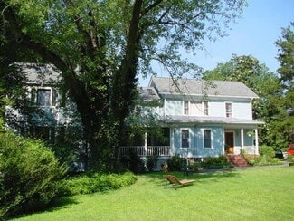 Building Photo - 324 Little Falls St