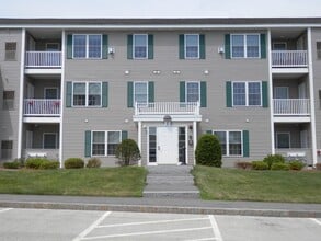 Building Photo - 2 Crestview Cir