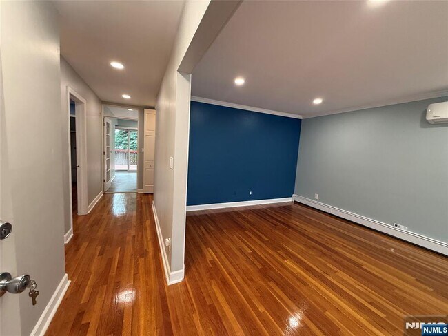 Foto del edificio - 614 6th Ave