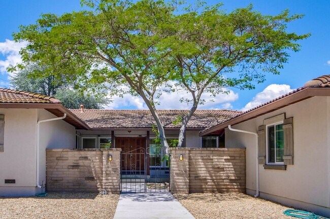 Foto del edificio - Gorgeous Newly Remodeled Saratoga Golden T...