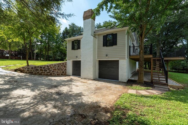 Building Photo - 2031 White Horse Rd