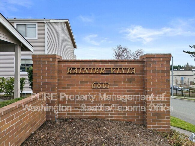 Foto del edificio - 6601 S 8th St