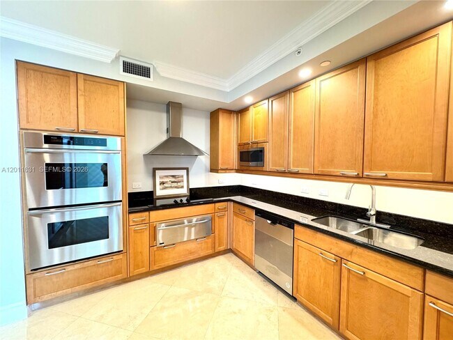 Foto del edificio - 3201 NE 183rd St