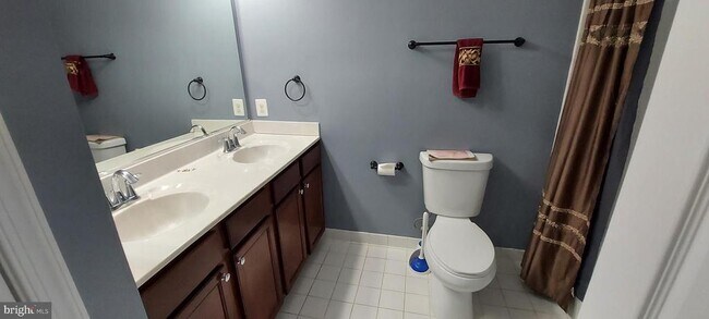Building Photo - 6718 Green Mill Way