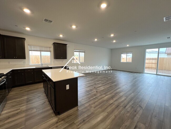 Foto del edificio - Brand New Rancho Cordova 4bd/2ba Home with...