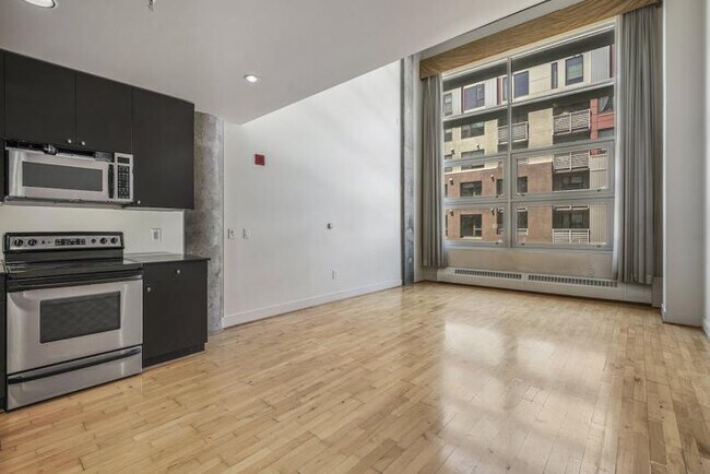 Foto del edificio - Modern Industrial Loft in Jack London Square