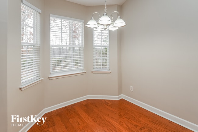 Building Photo - 4255 Kiser Woods Dr SW