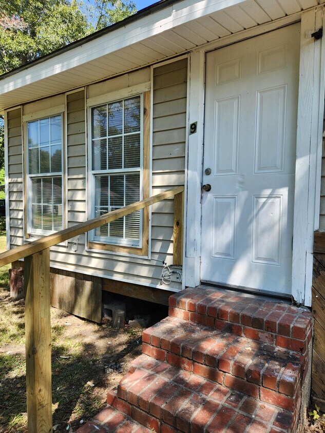 Photo - 4935 Clayton Dr (Baton Rouge, LA)