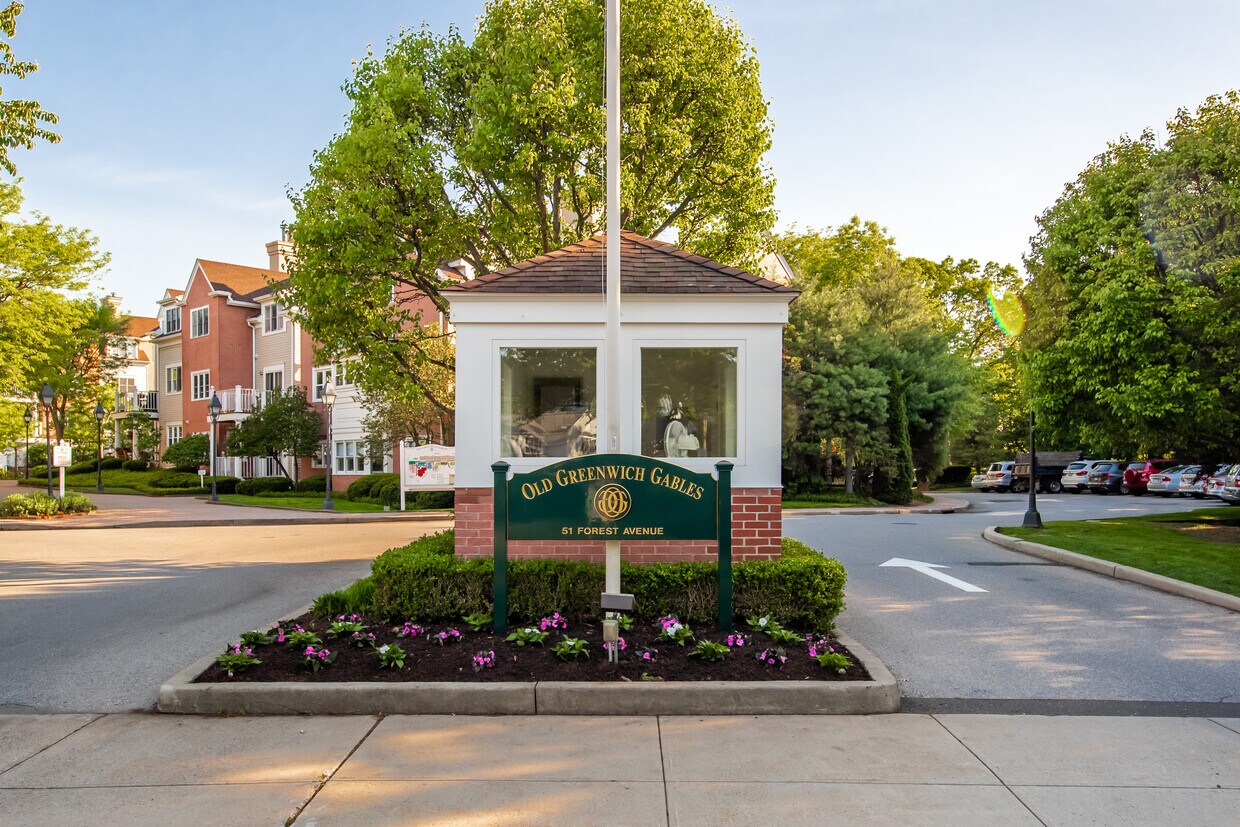 Foto principal - 51 Forest Ave