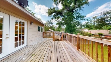 Building Photo - 2139 Middle Creek Dr