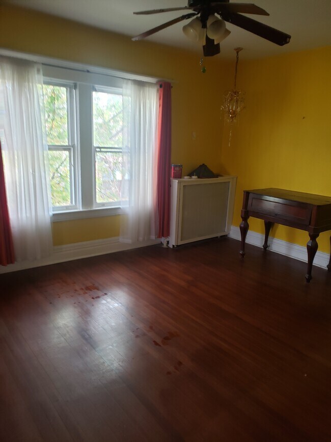 Foto del edificio - 441 Manning Blvd