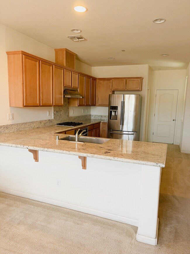 Building Photo - 1499 Mercado Way