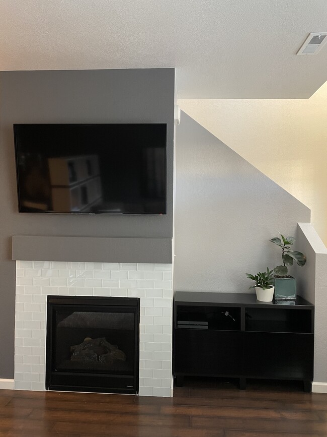 Foto del edificio - 5460 W 72nd Pl