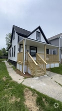 Building Photo - 7609 Eve Ave
