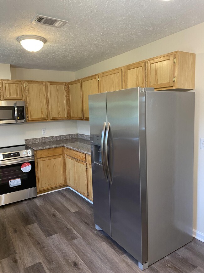 Photo - 703 Union St House