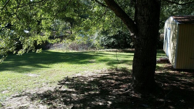 Building Photo - **UPCOMING**East Columbus 3 Bedroom / 1 Bathroom Home for Rent***