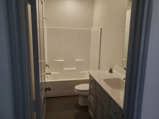Foto del edificio - 4074 County Rd 152 W