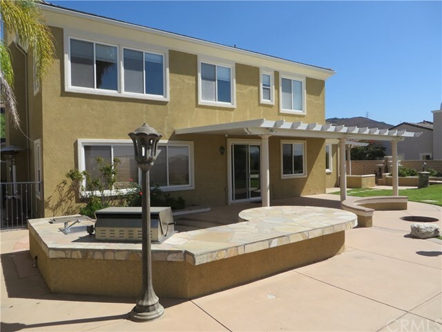 Foto del edificio - 2540 N San Miguel Dr