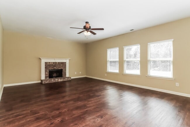 Foto del edificio - 71 Hamilton Blvd NW