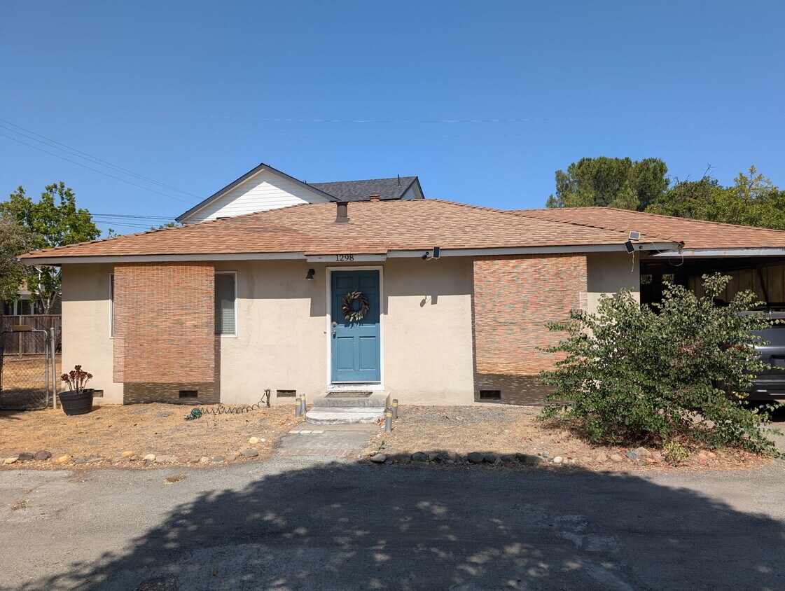 Foto principal - 1298 W Hacienda Ave