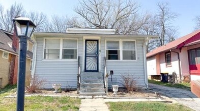 Building Photo - 6508 Paseo Blvd