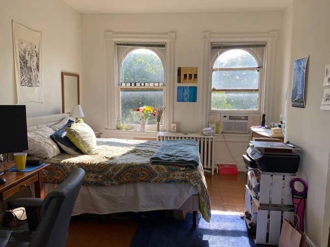 Foto del edificio - 433 2nd St SE