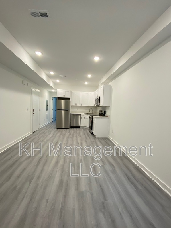 Foto principal - 624 N 38th St