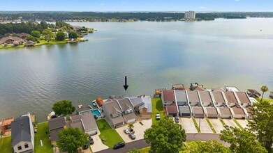 Building Photo - 1208 Lake View Dr