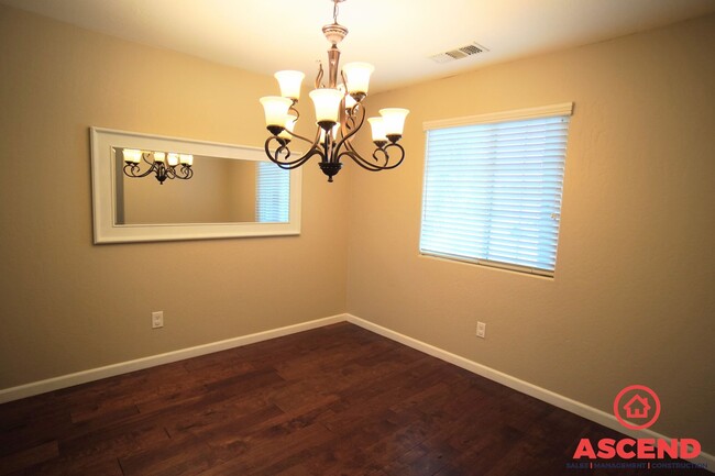 Building Photo - MOVE IN SPECIAL! $500 OFF FIRST MONTHS REN...