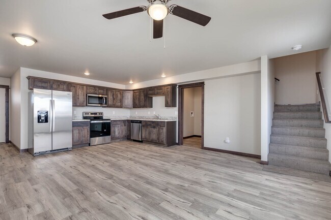 Building Photo - 1307 Westwood Cir