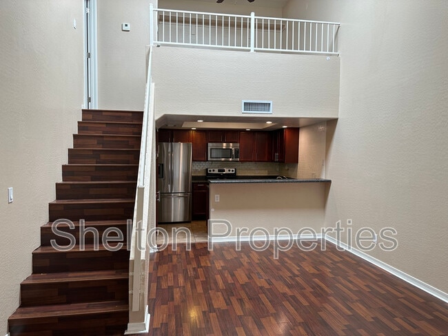 Foto del edificio - 1432 W Emerald Ave