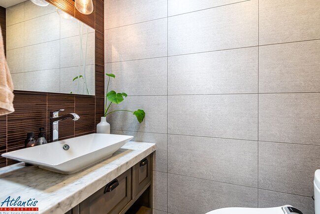 Foto del edificio - Stylish Home | Designer Materials | Award ...