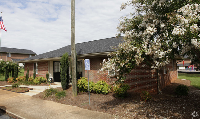 Building Photo - Westwood Townhouses