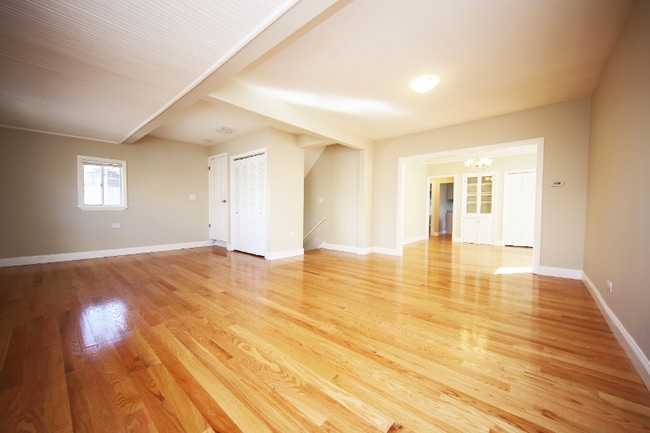 Building Photo - 19 Fifield St