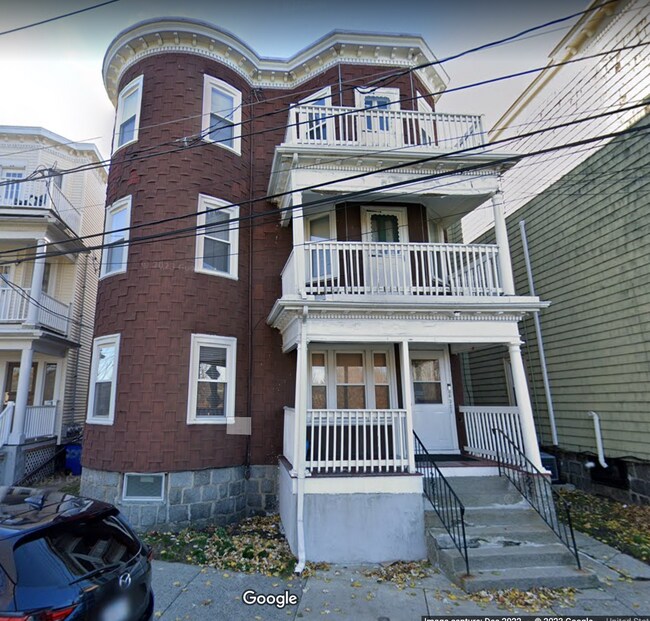 Foto del edificio - 205 E Cottage St