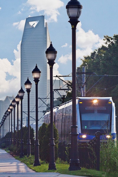 Only minutes to Uptown - Silos South End