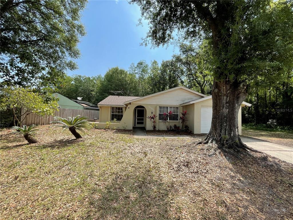 Foto principal - 16131 Manorwood Cir