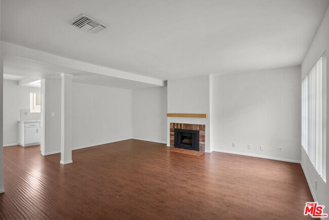 Building Photo - 417 N Alhambra Ave