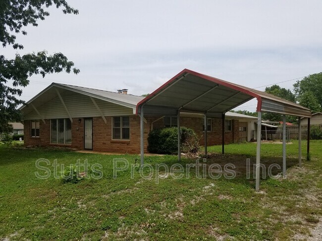 Building Photo - 1511 Harding Ave