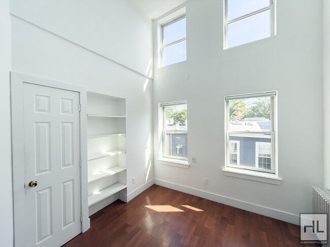 Foto del edificio - HARMAN STREET / Bushwick / 1-Bed (Flex 2) ...
