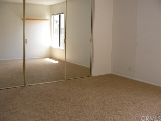 Building Photo - 25 Orange Blossom
