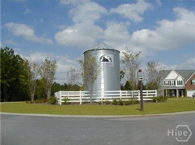 Building Photo - Available Now!