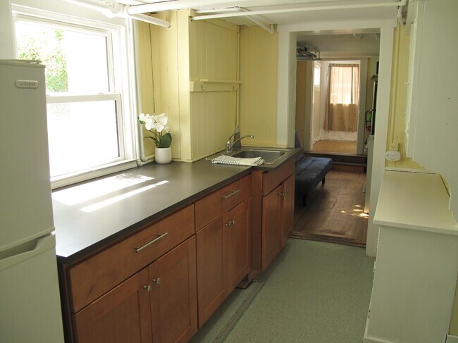 Foto del edificio - 311 Dryden Rd