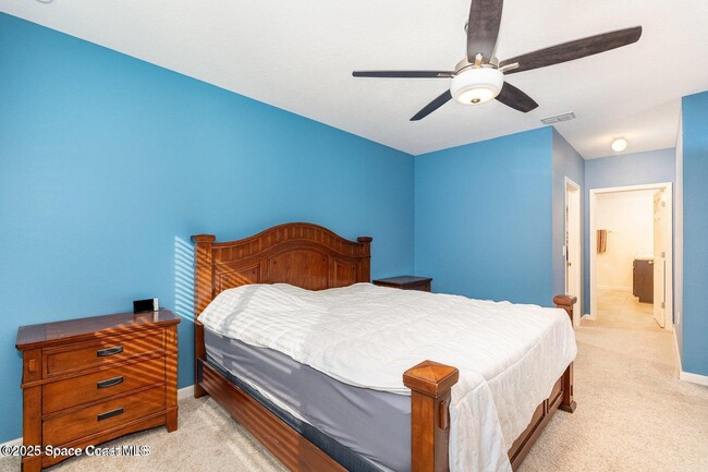Building Photo - 6834 Soaring Ln