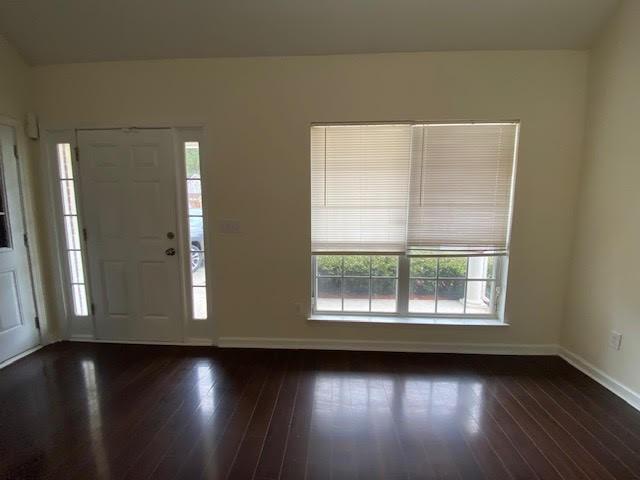 Building Photo - 4432 Ravenwood Dr
